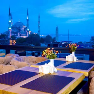 Perula & Istanbul